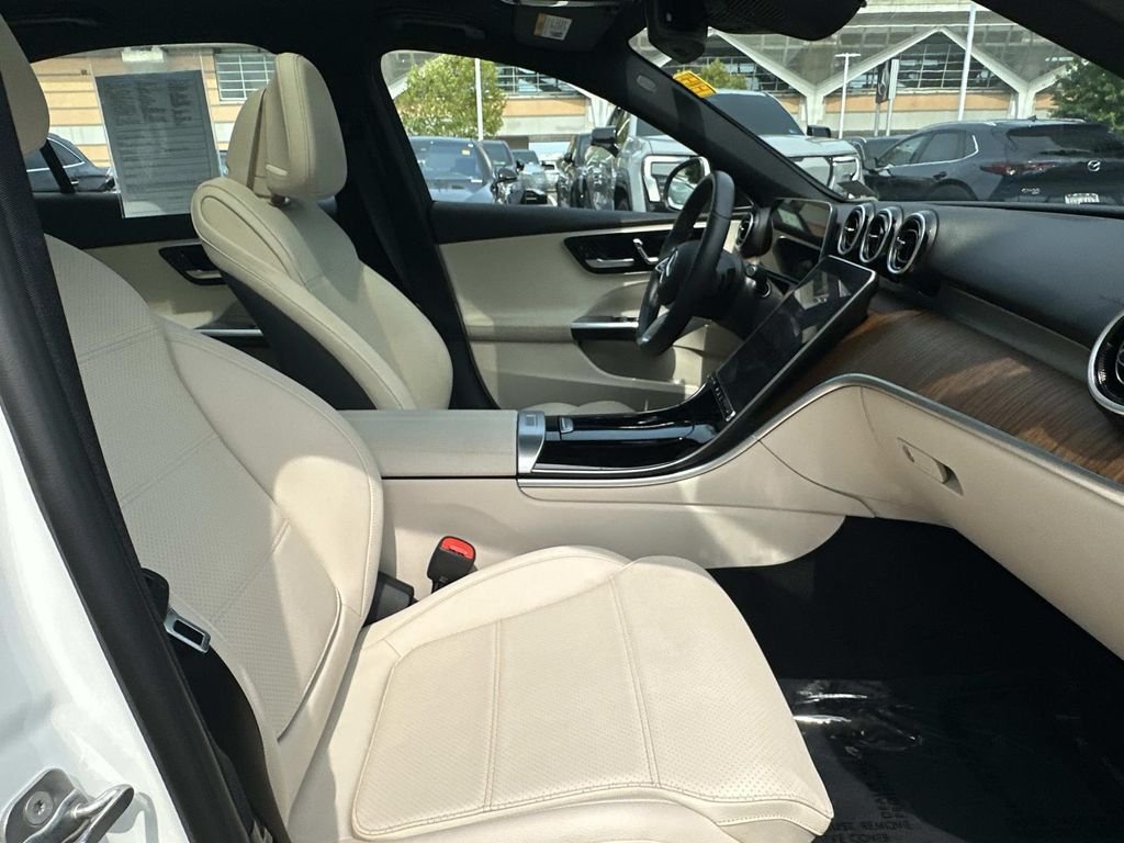 Certified Used 2024 MANUFAKTUR Moonlight White Metallic Mercedes-Benz C 300 image 11