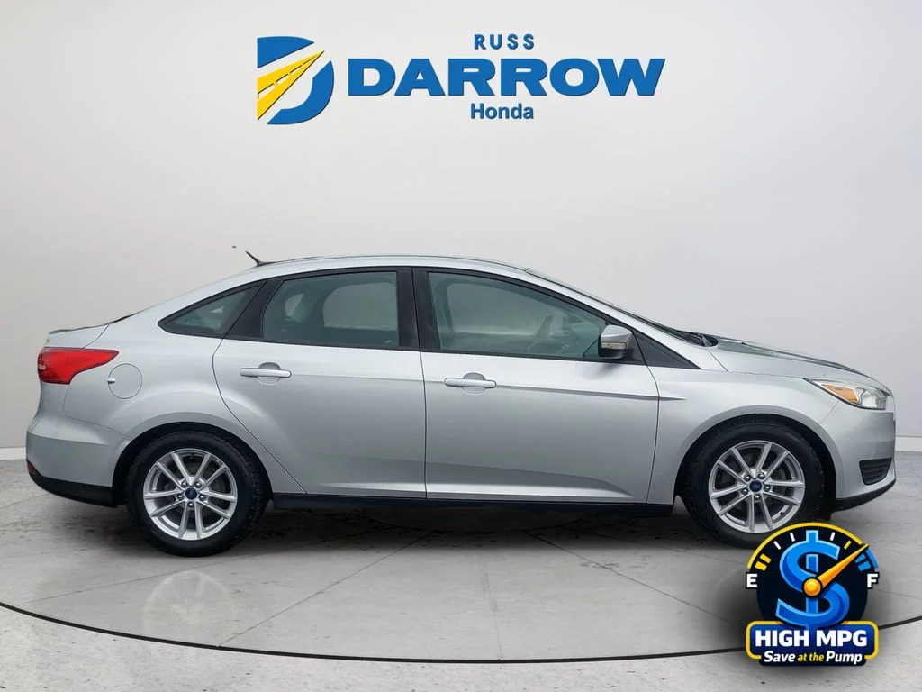 Used 2015 Silver Ford SE image 6