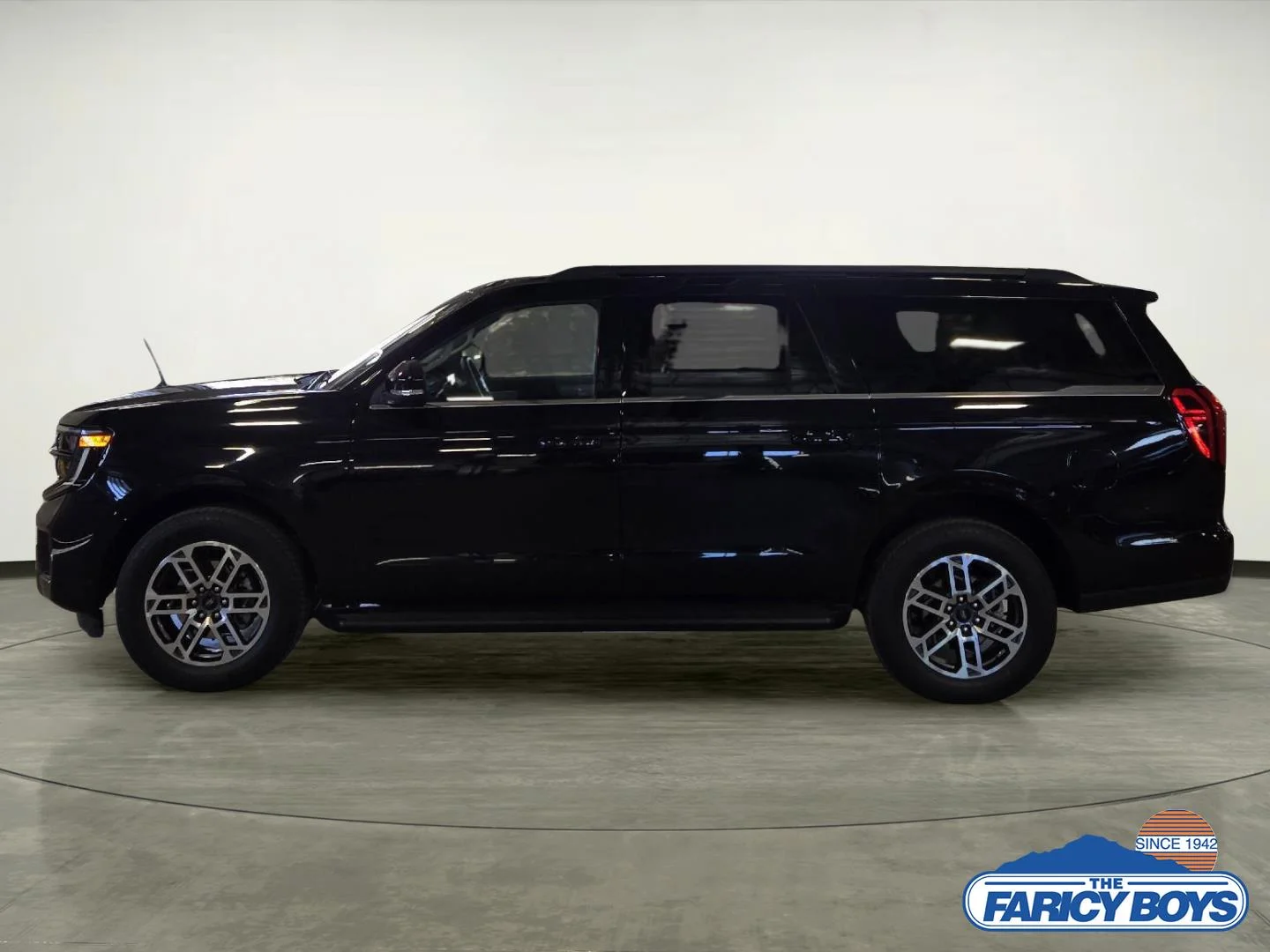 Used 2025 Agate Black Ford Active image 8