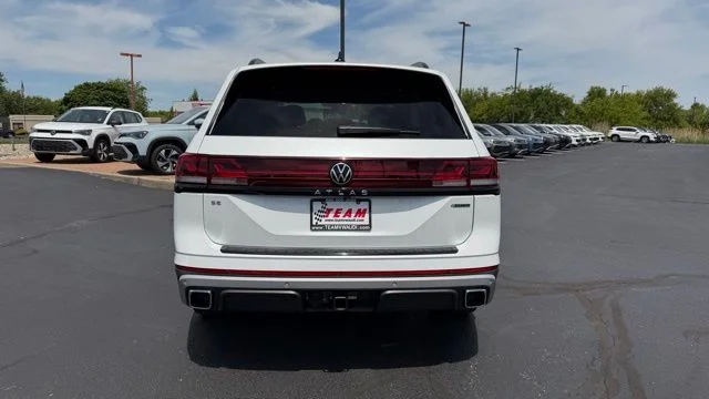 New 2026 White Volkswagen 2.0T Peak Edition image 3