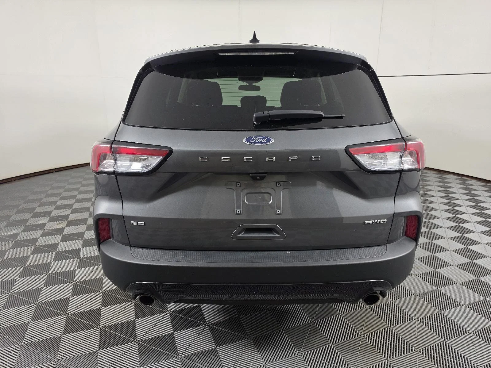Used 2022 Carbonized Gray Ford SE image 10