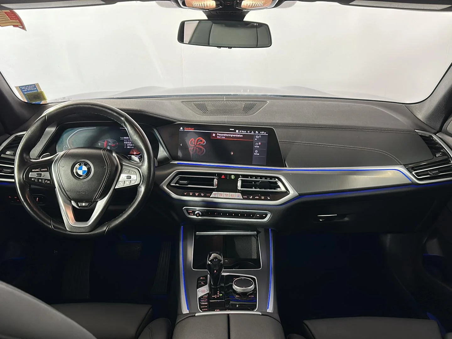 Used 2021 Jet Black BMW xDrive40i image 2