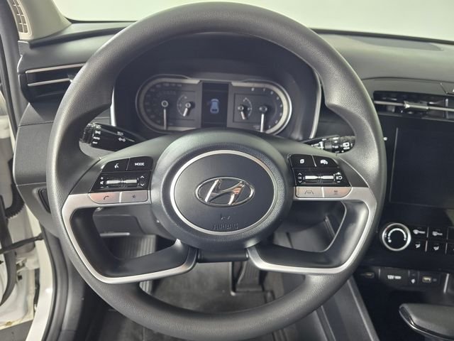 Used 2023 White Pearl Hyundai SEL image 19