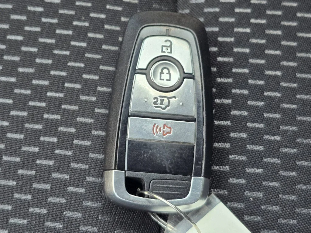 Used 2025 Gray Metallic Ford ST-Line image 35