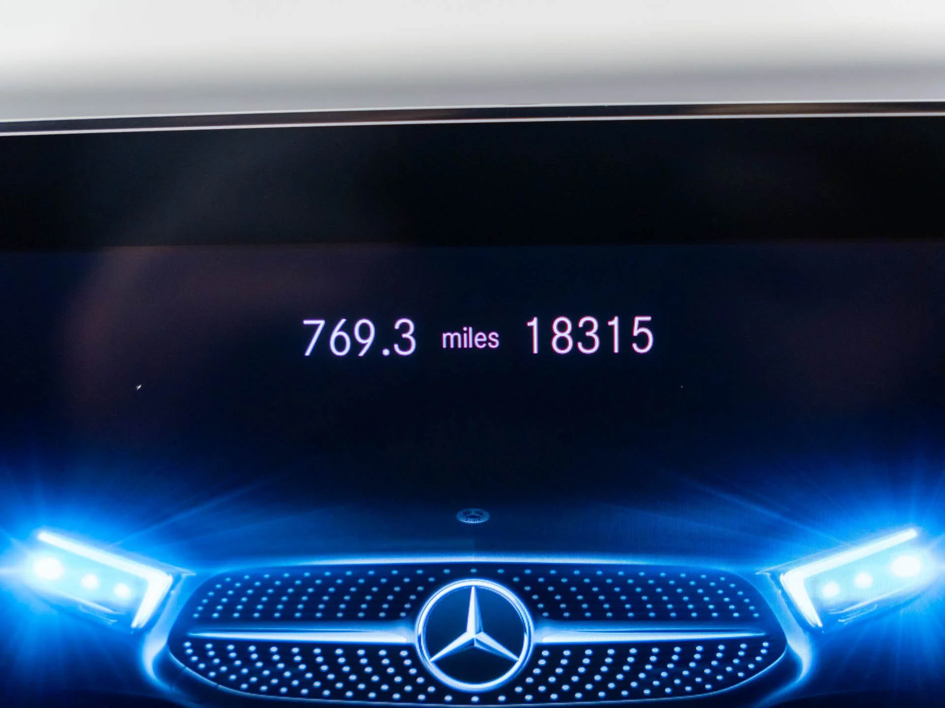 Used 2023 Gray Mercedes-Benz CLA 250 image 20