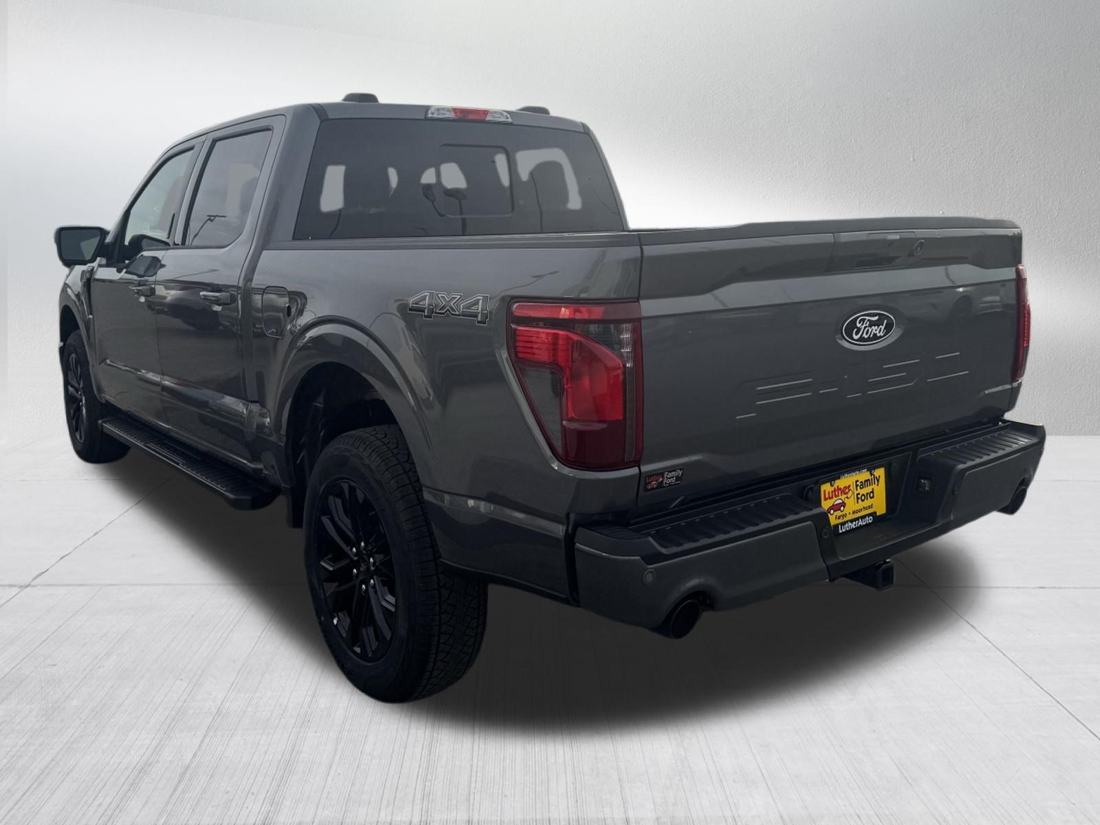 New 2026 Carbonized Gray Metallic Ford XLT image 3