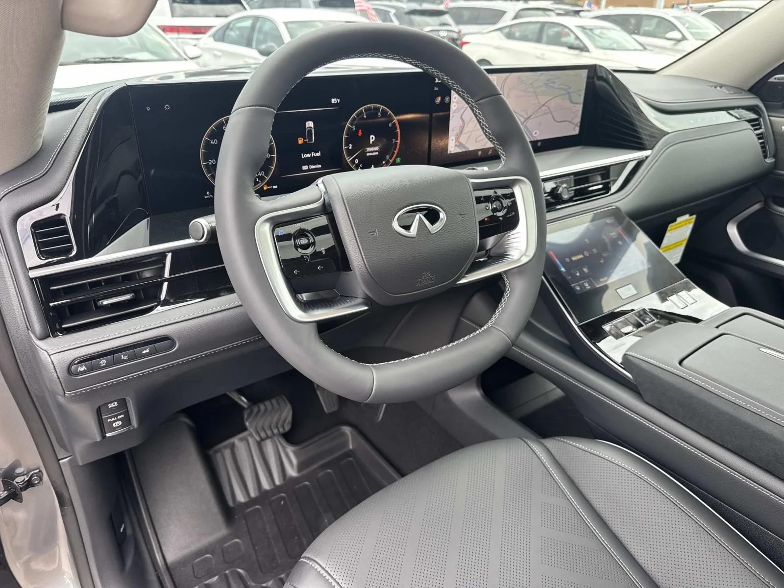 2026 INFINITI QX80 Luxe - Photo 13