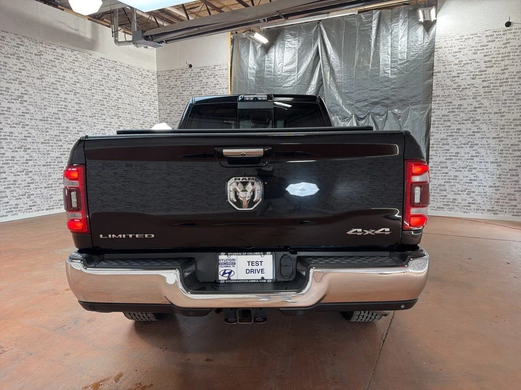 Used 2019 Diamond Black Crystal Pearlcoat Ram Limited image 6