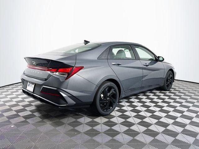 New 2026 Gray Hyundai SEL Sport image 7