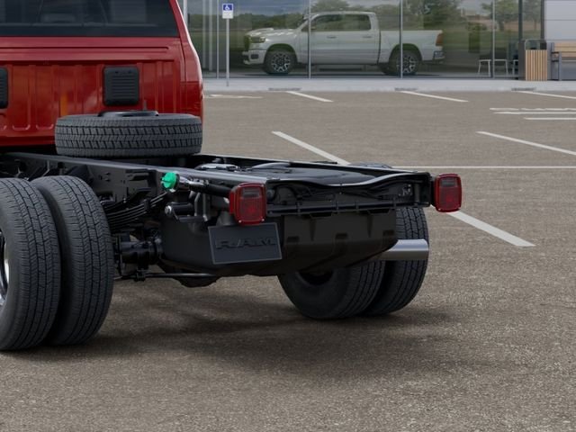 2026 RAM 3500 Chassis Tradesman - Photo 13