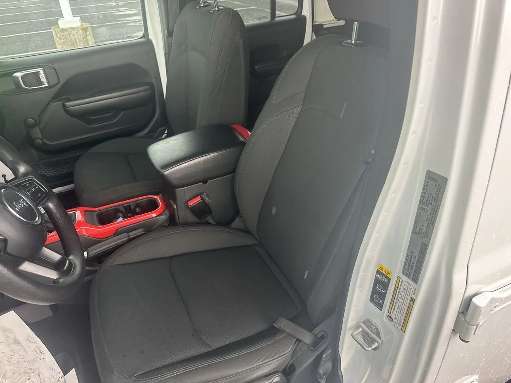 Used 2021 White Jeep Unlimited Willys image 17