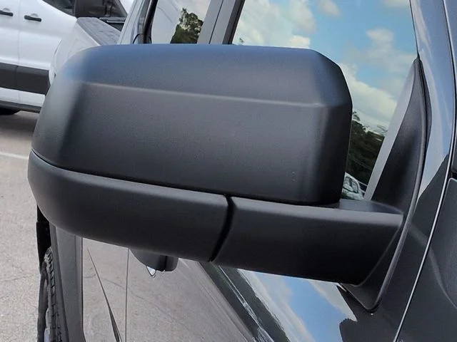 New 2026 Carbonized Gray Metallic Ford XLT image 12