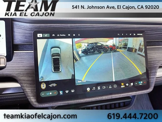 Used 2026  Rivian  image 35