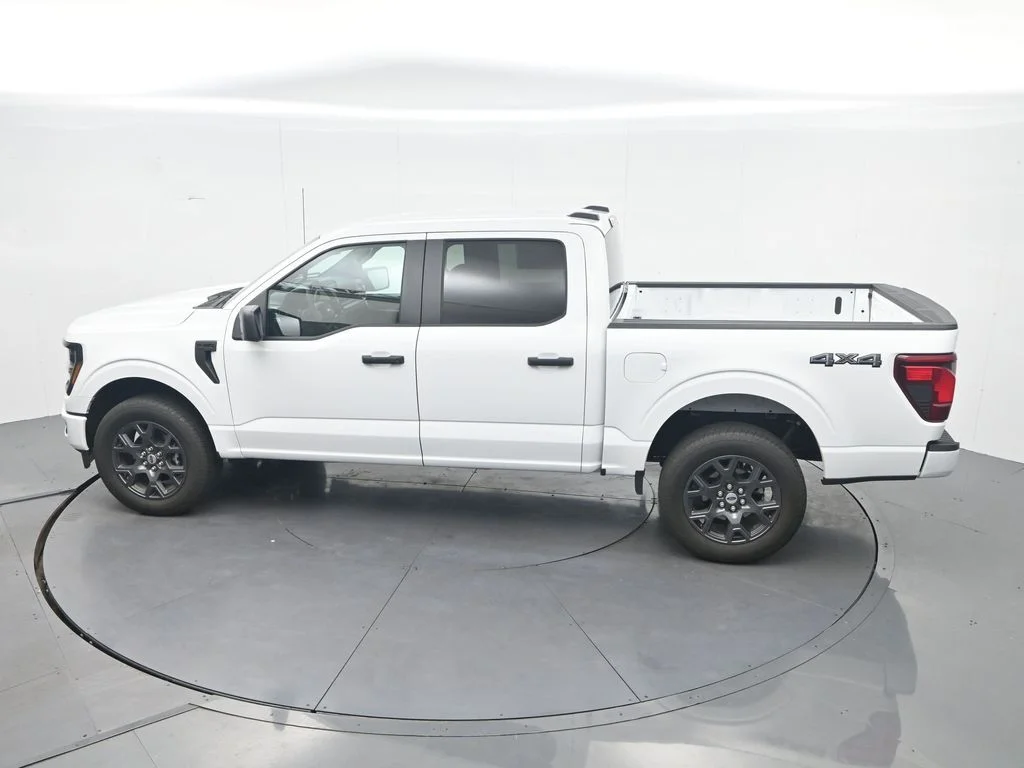New 2026 Oxford White Ford STX® image 39