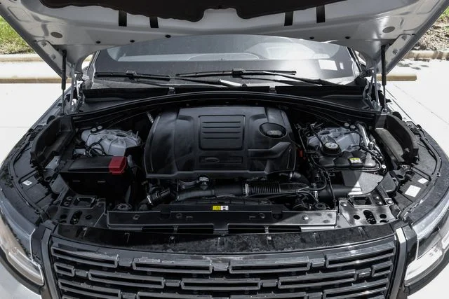 Certified Used 2025 Gray Land Rover Dynamic SE image 59