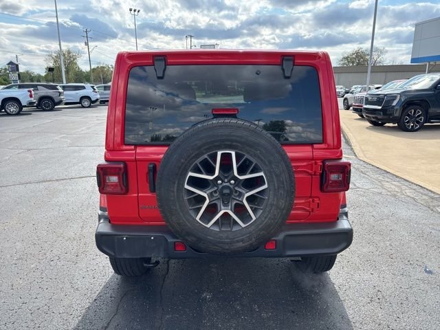 Used 2025 Red Jeep Sahara image 6
