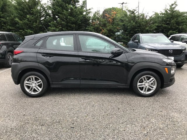 Used 2020 Ultra Black Hyundai SE image 6