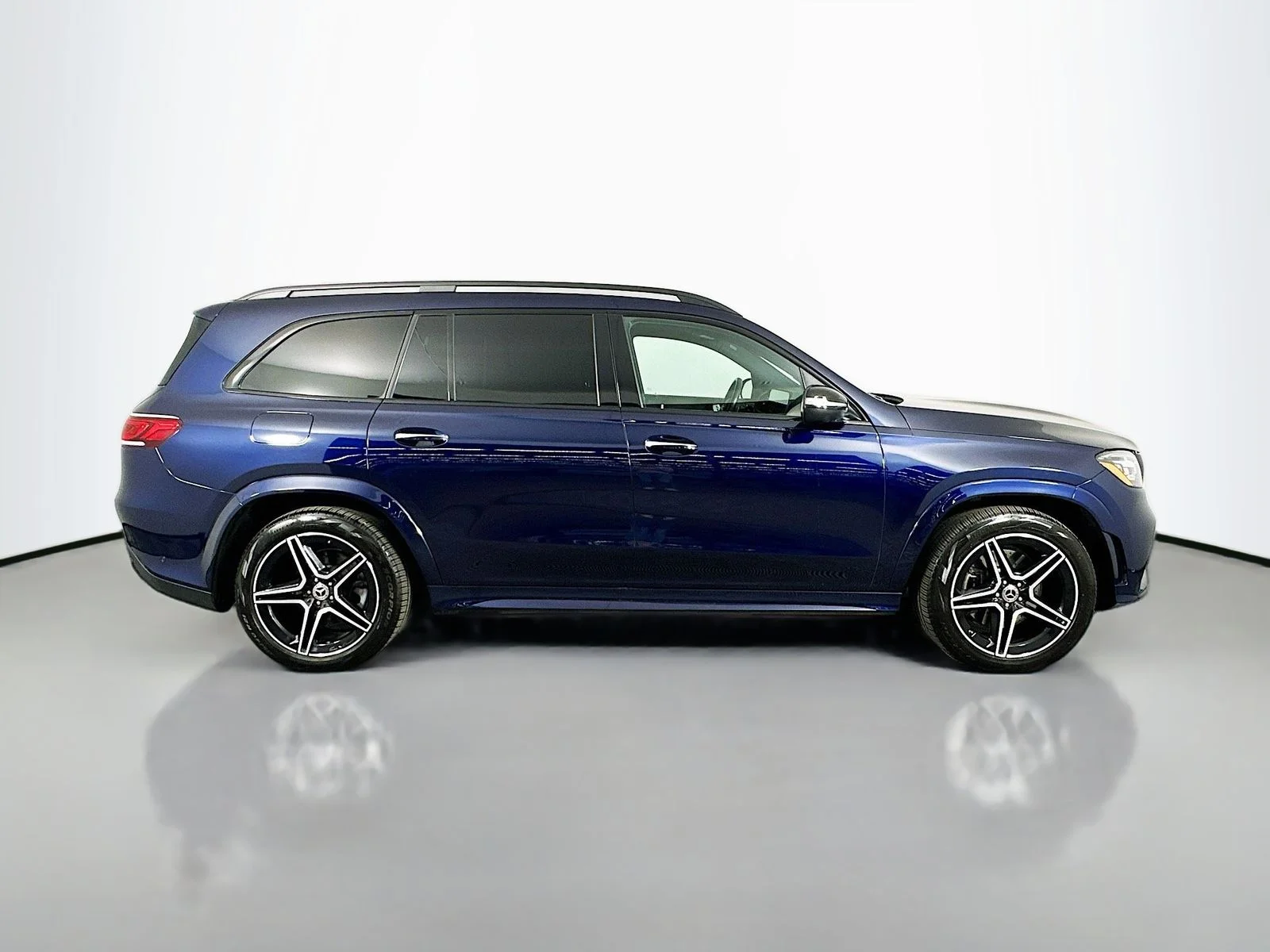 2022 Mercedes-Benz GLS GLS450 - Photo 8