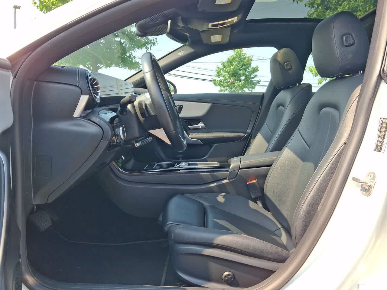 Used 2025 Polar White Mercedes-Benz CLA 250 image 17