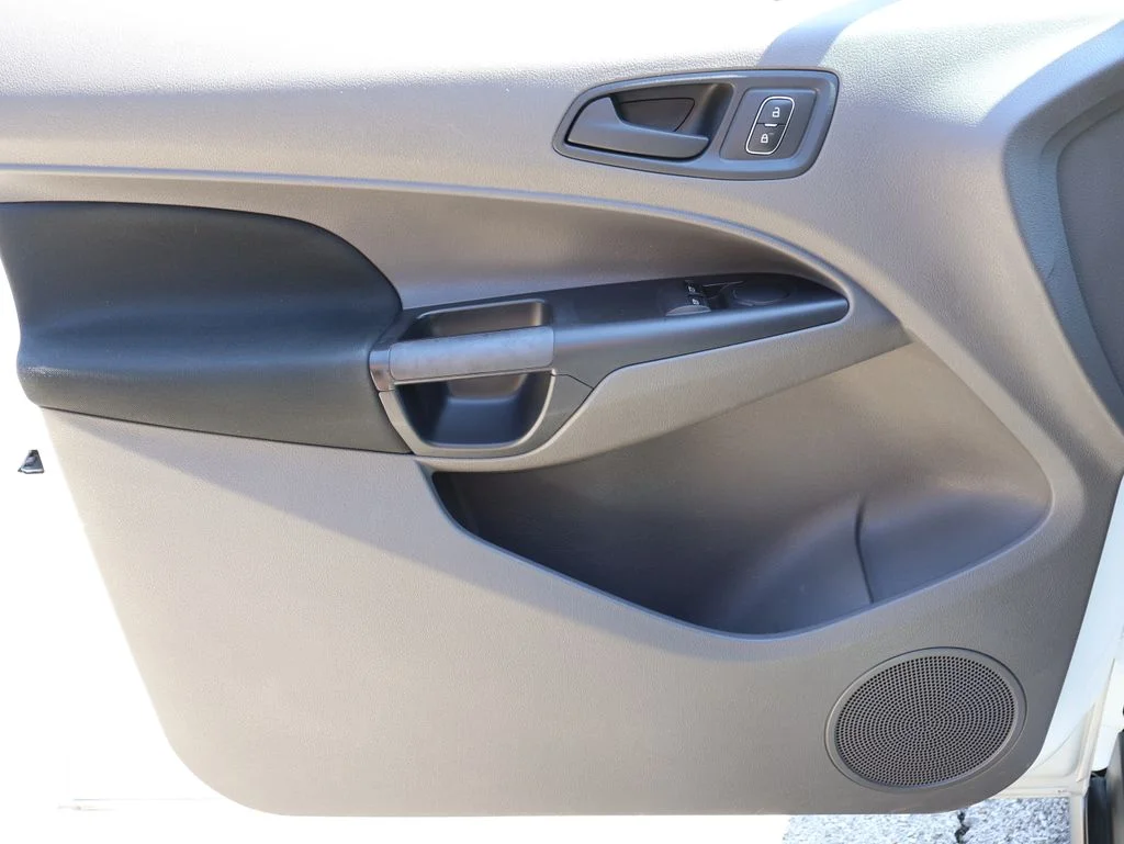 Used 2020 White Ford XL image 16