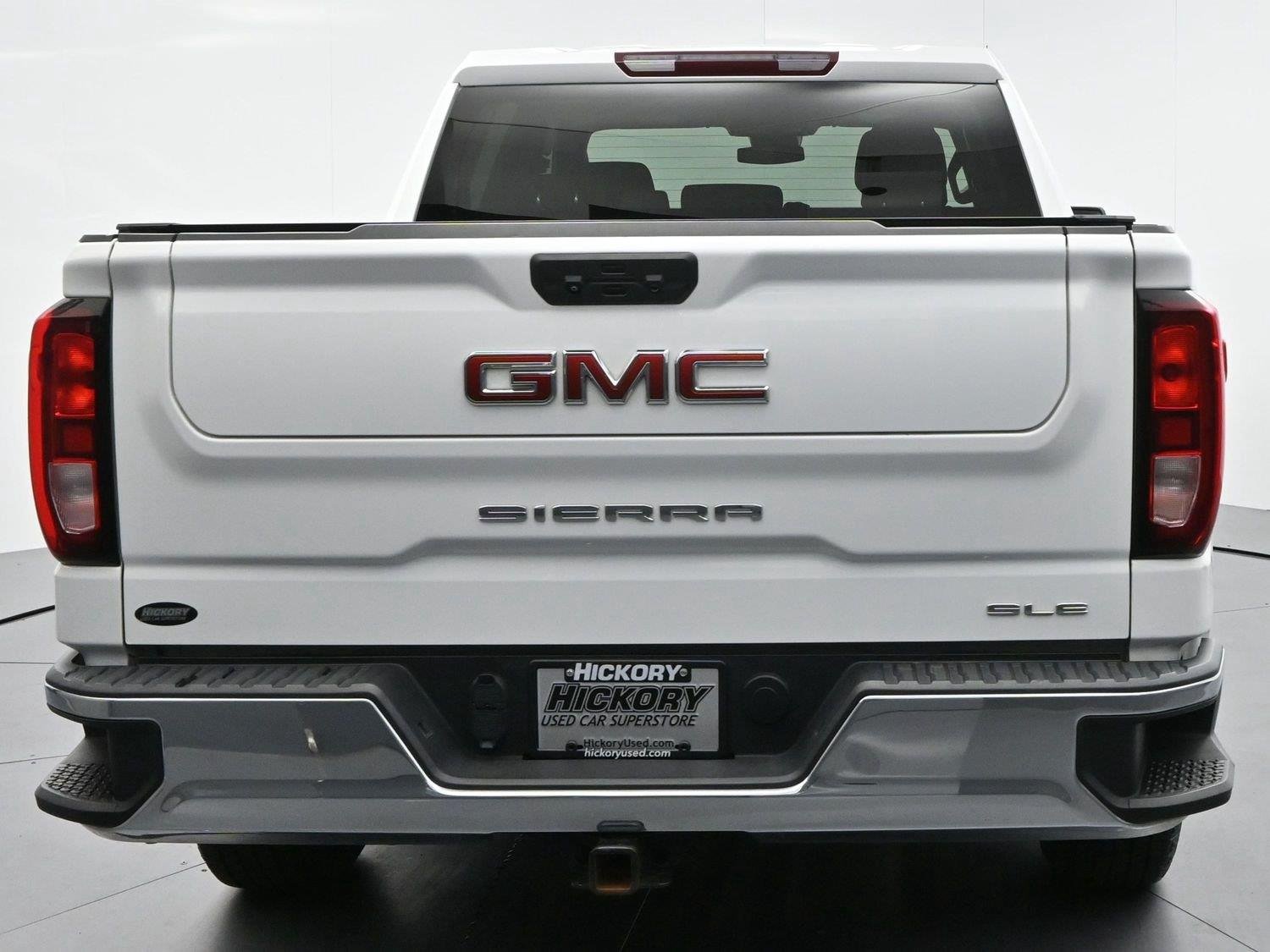Used 2024 Summit White GMC SLE image 6