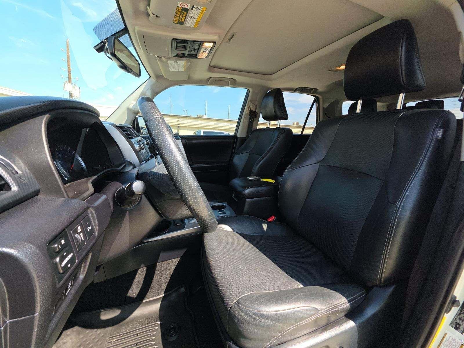 Used 2017 Blizzard Pearl Toyota Limited image 5