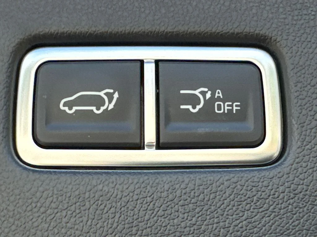 Used 2026 Beige Kia EX image 19