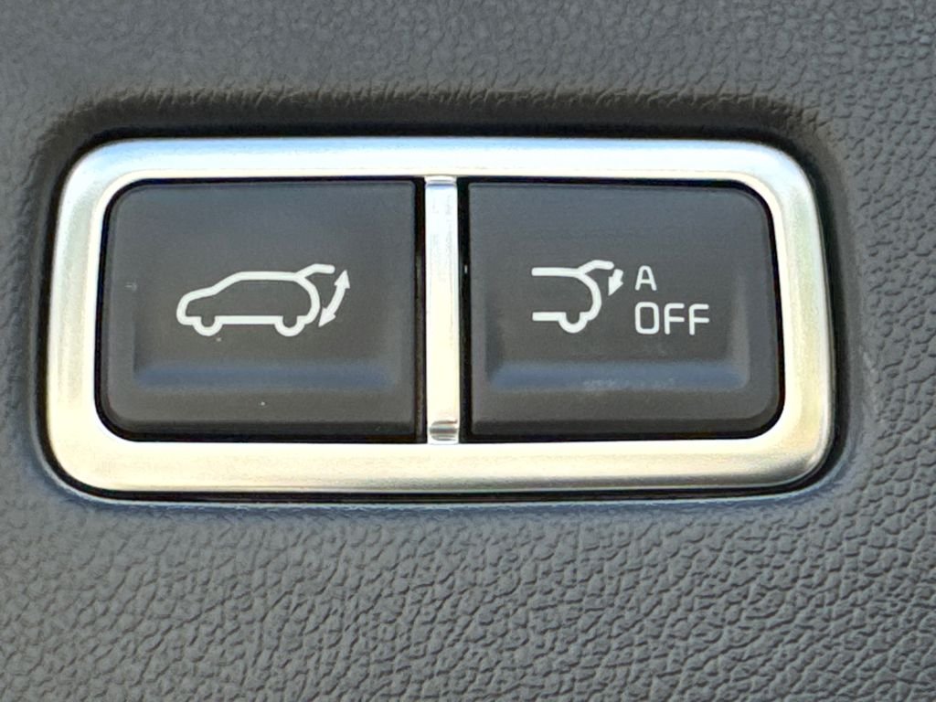 Used 2026 Beige Kia EX image 19