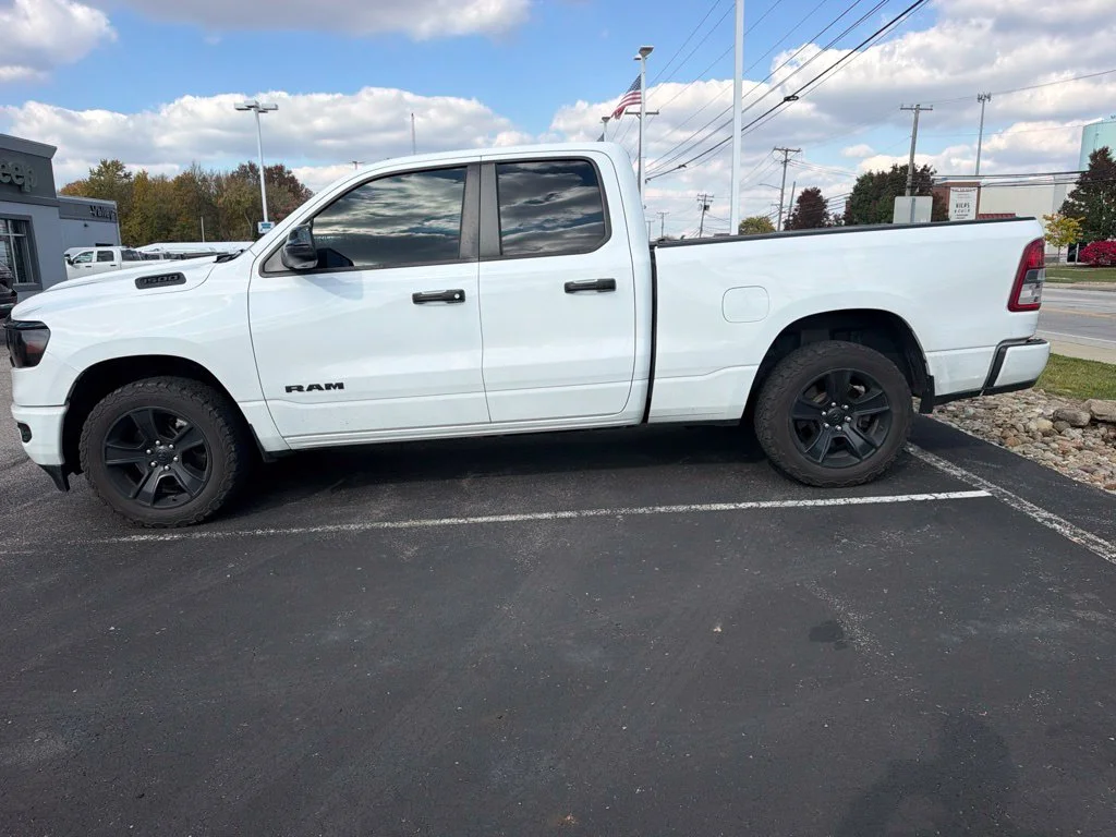 Used 2021 White Ram Big Horn/Lone Star image 3