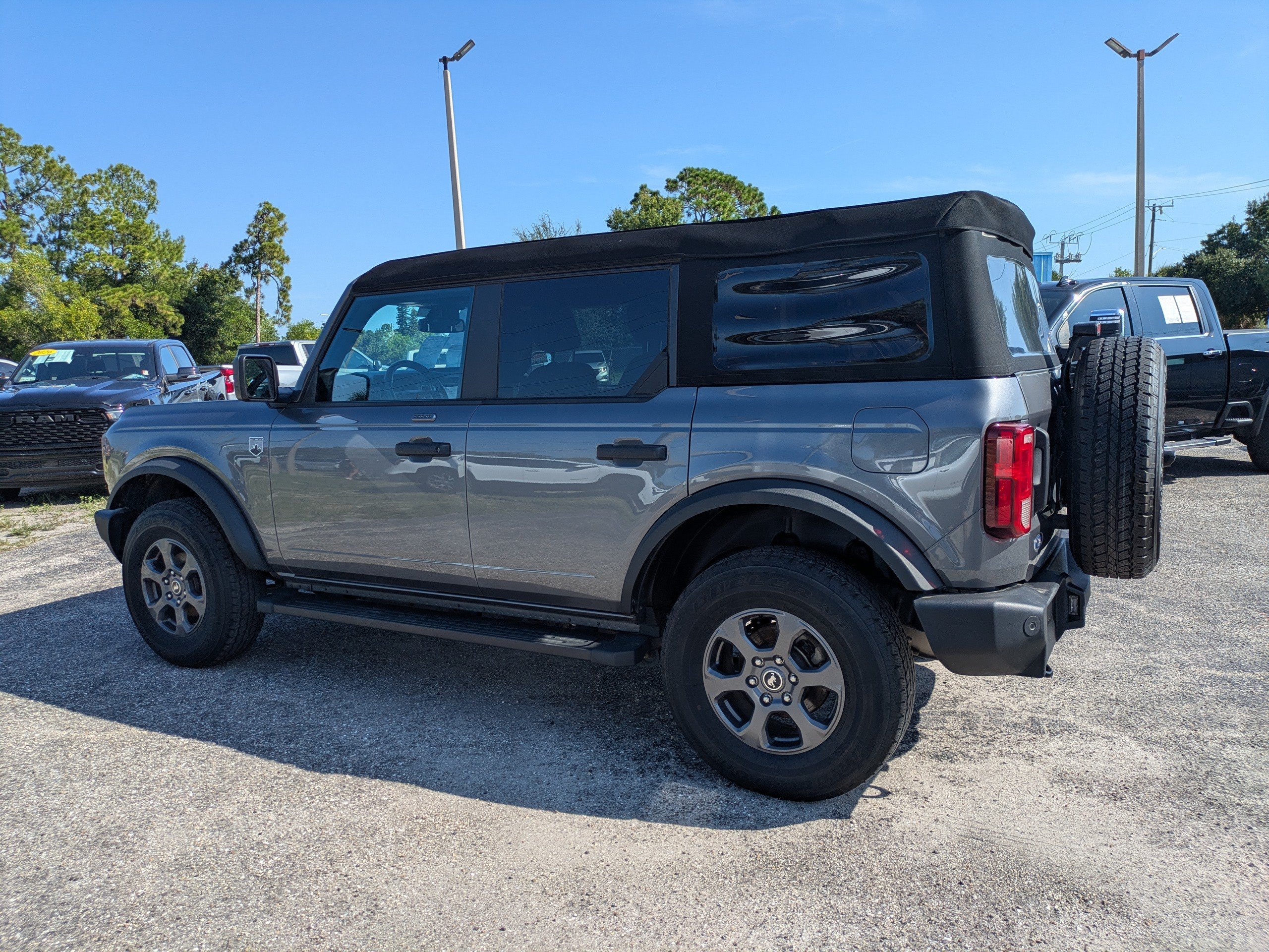 Used 2023 Gray Ford Base image 6