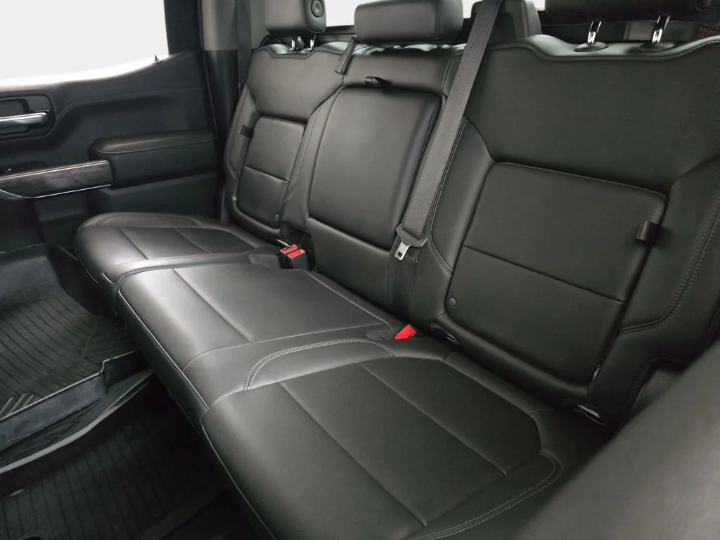 Used 2020 Iridescent Pearl Tricoat Chevrolet LTZ image 16