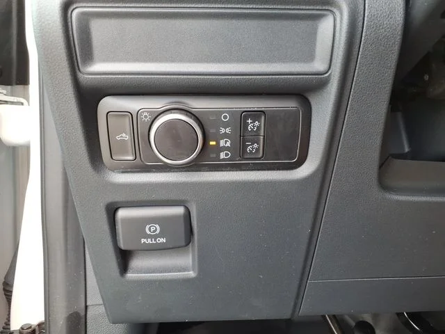 Used 2023 White Ford XL image 22