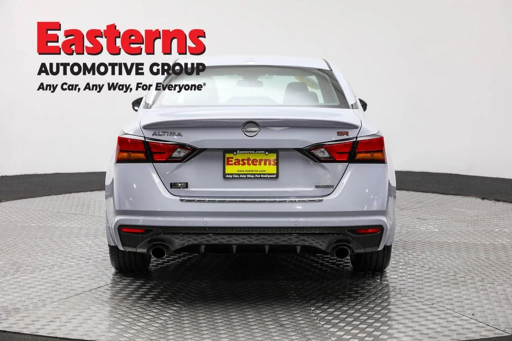 Used 2023 Gray Nissan 2.5 SL image 6