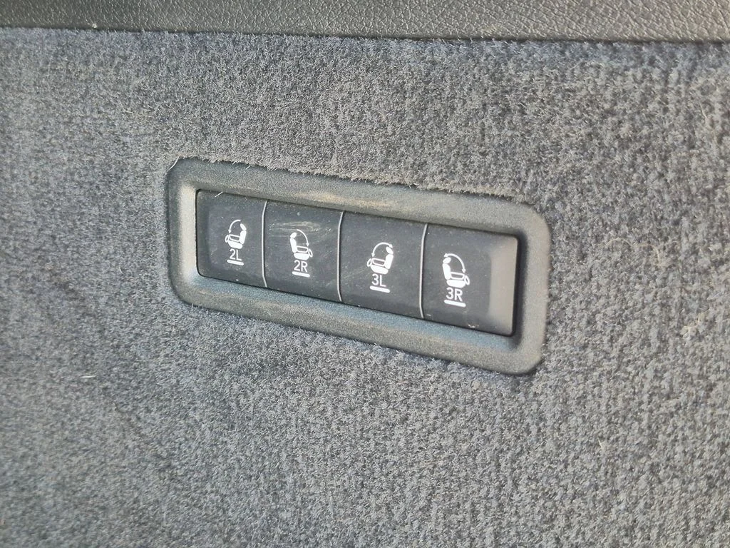 Used 2022 Gray Jeep Series I image 8