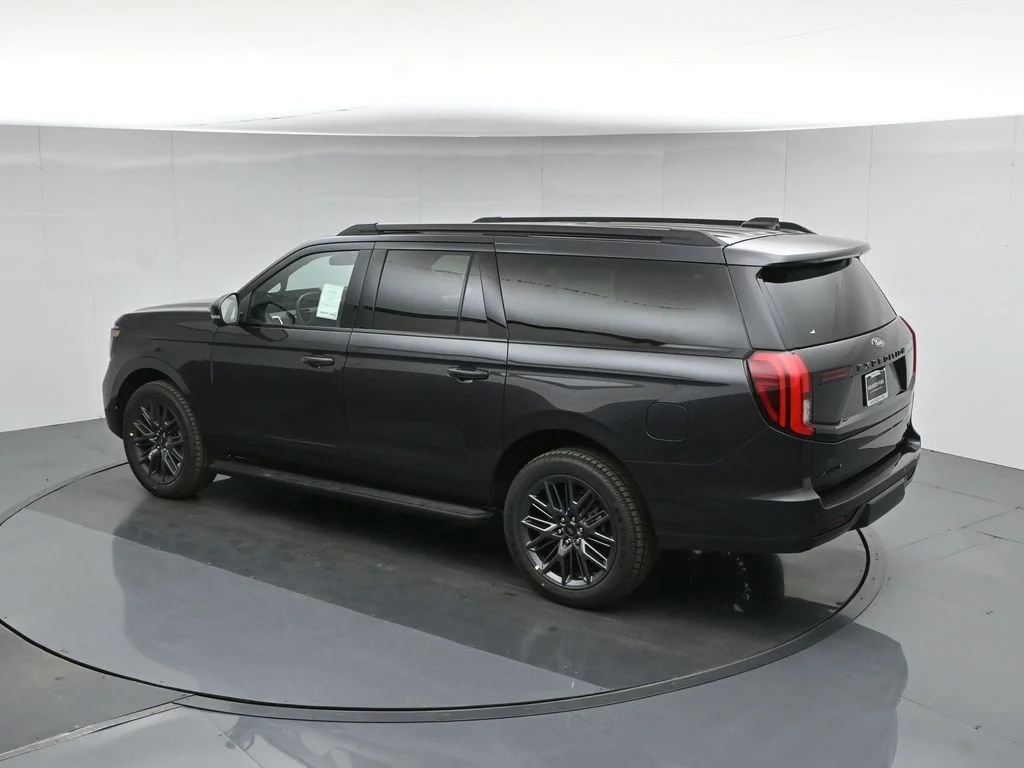New 2026 Gray Ford Platinum image 45
