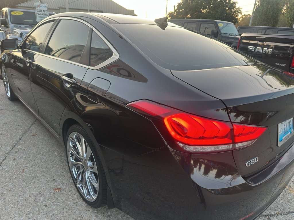 Used 2018 Serengeti Brown Genesis 3.8L image 3
