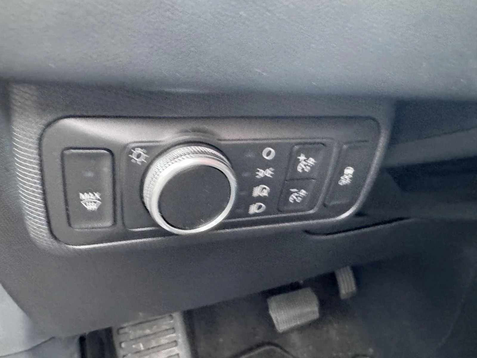 Used 2022 Shadow Black Ford Select image 14