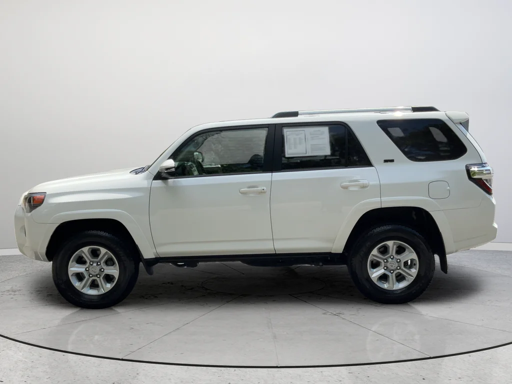 2024 Toyota 4Runner SR5 Premium - Photo 10