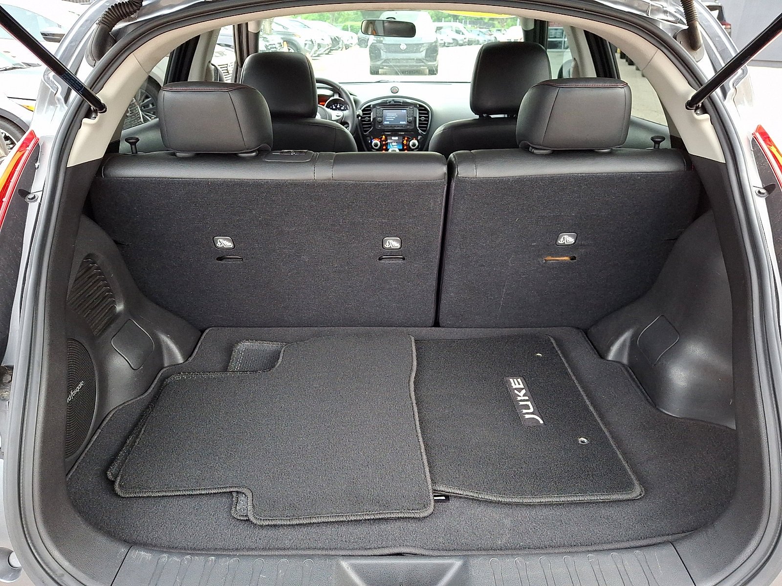 Used 2013 Gun Metallic Nissan SL image 29