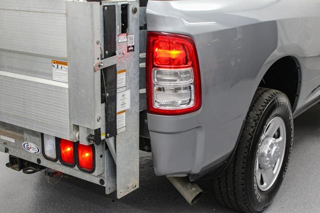 Used 2024 Billet Silver Metallic Clearcoat Ram Tradesman image 9