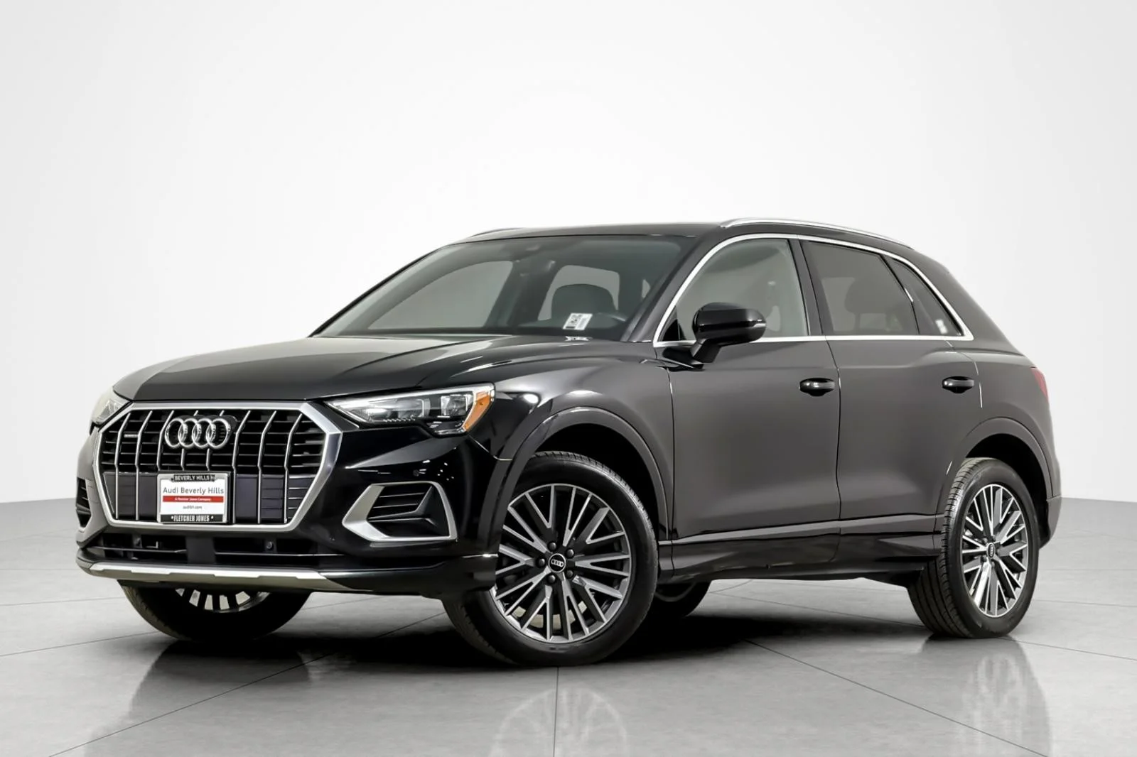 Used 2022 Mythos Black Metallic Audi Premium 40 TFSI quattro image 1