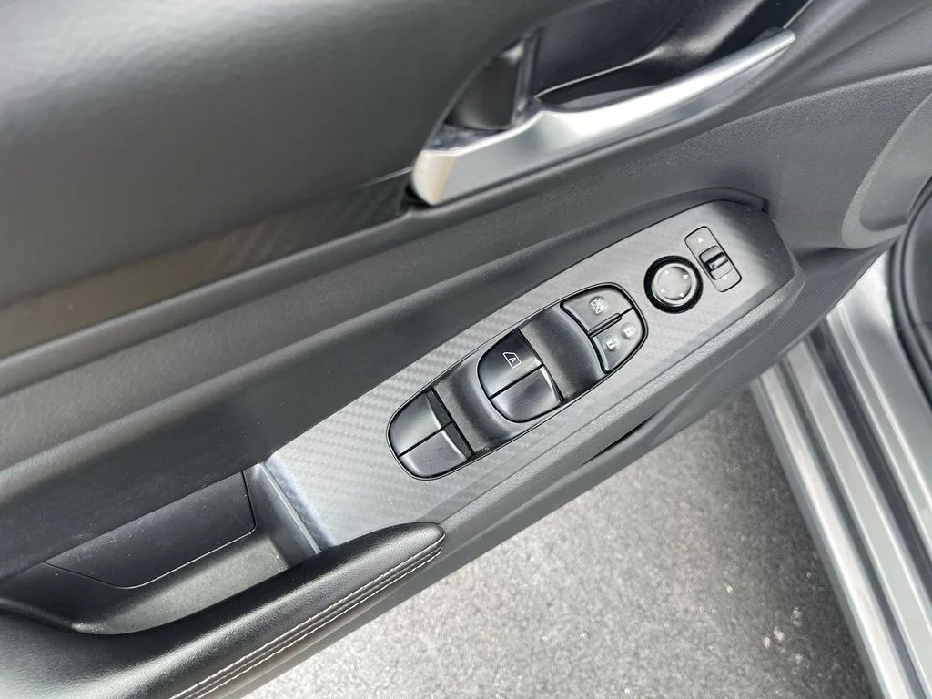 Used 2024 Gray Nissan 2.5 SV image 13