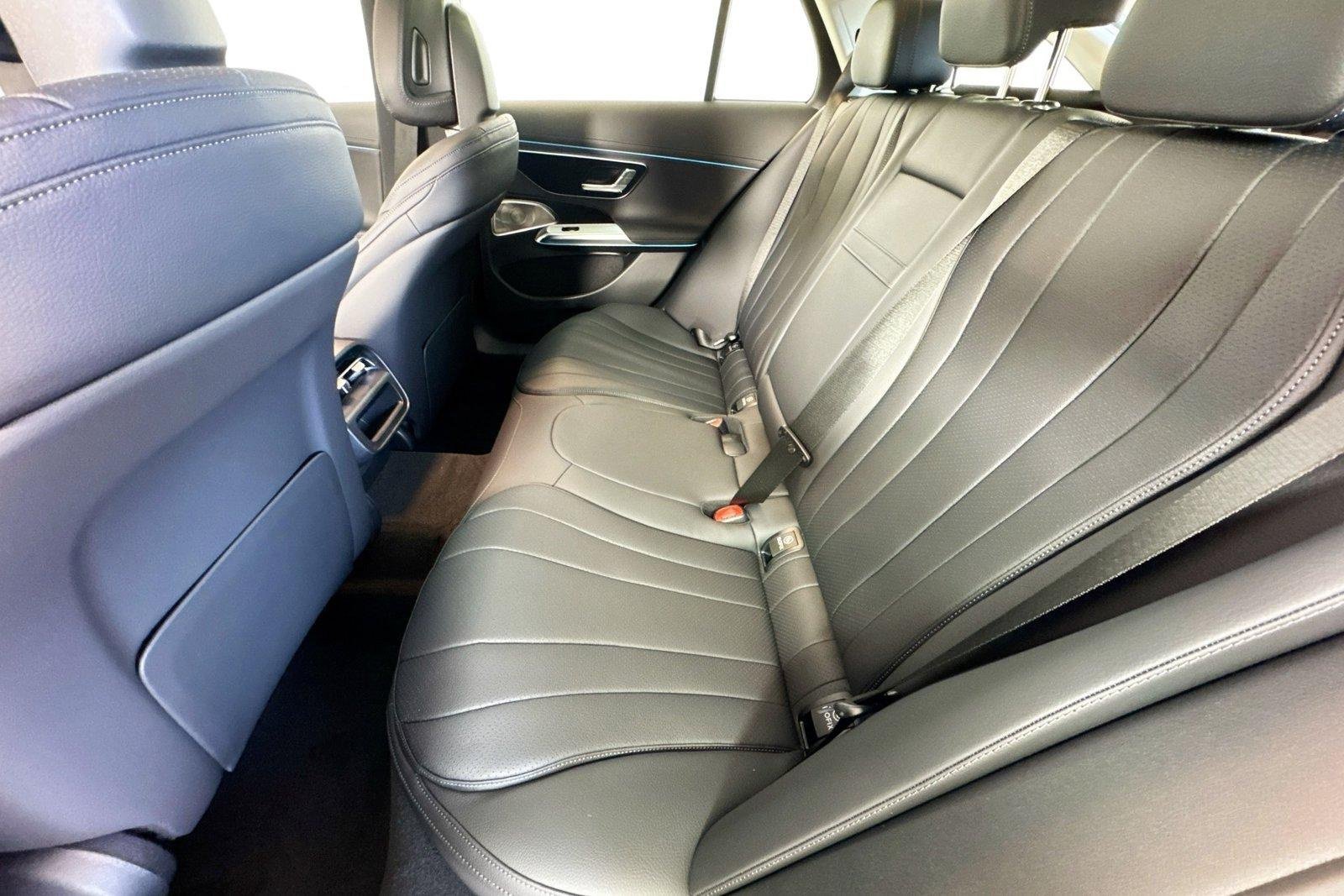 New 2026 Manufaktur Alpine Grey Mercedes-Benz E 450 image 22