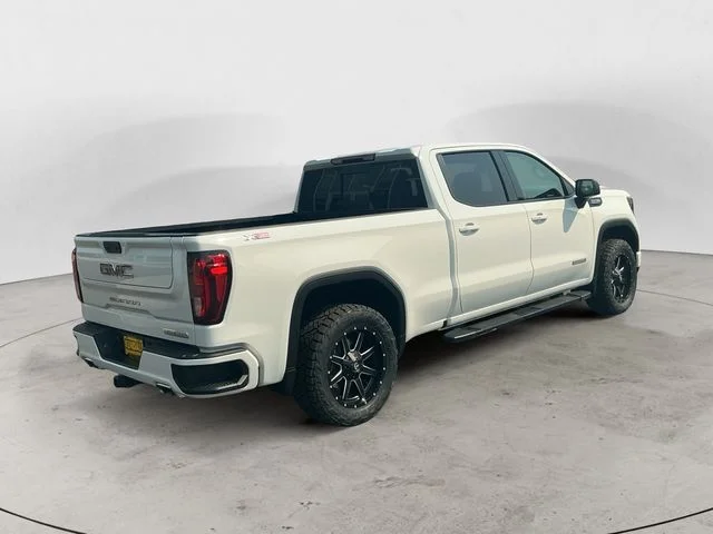 Used 2024 White GMC Elevation image 5