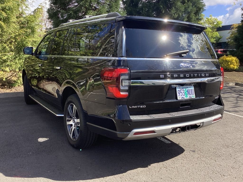 Used 2022 Black Ford Limited image 7