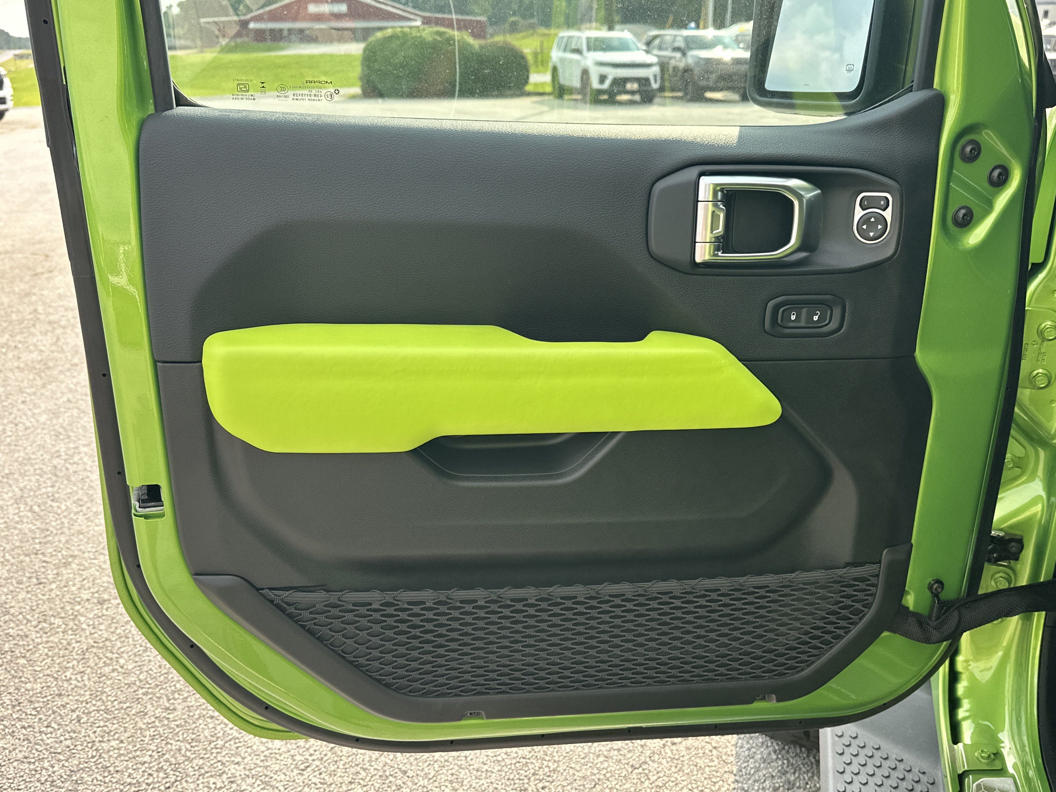 New 2026 Mojito Clear-Coat Exterior Paint Jeep Sahara image 11