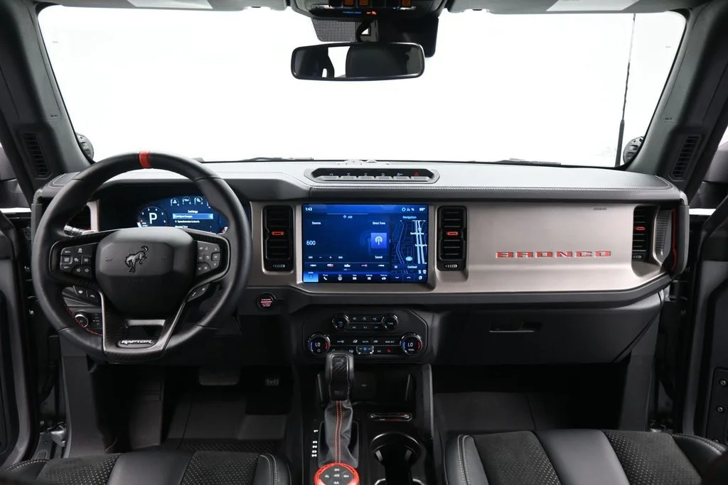 Used 2024 Silver Ford Raptor image 21