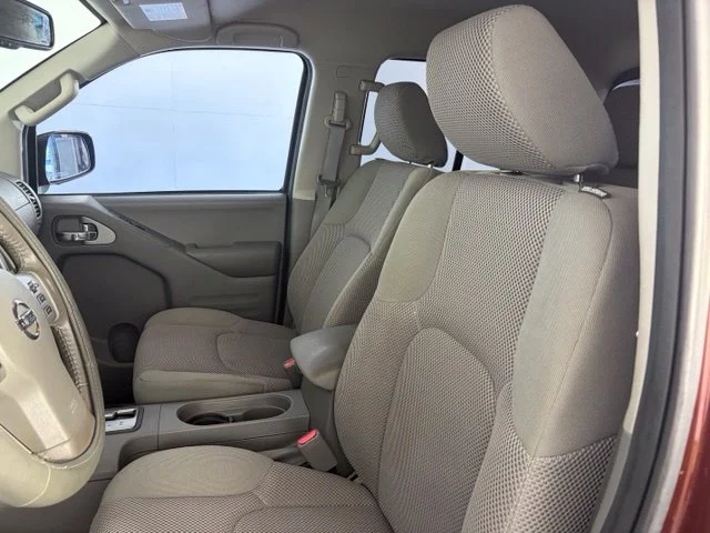 Used 2016 Brown Nissan SV image 74