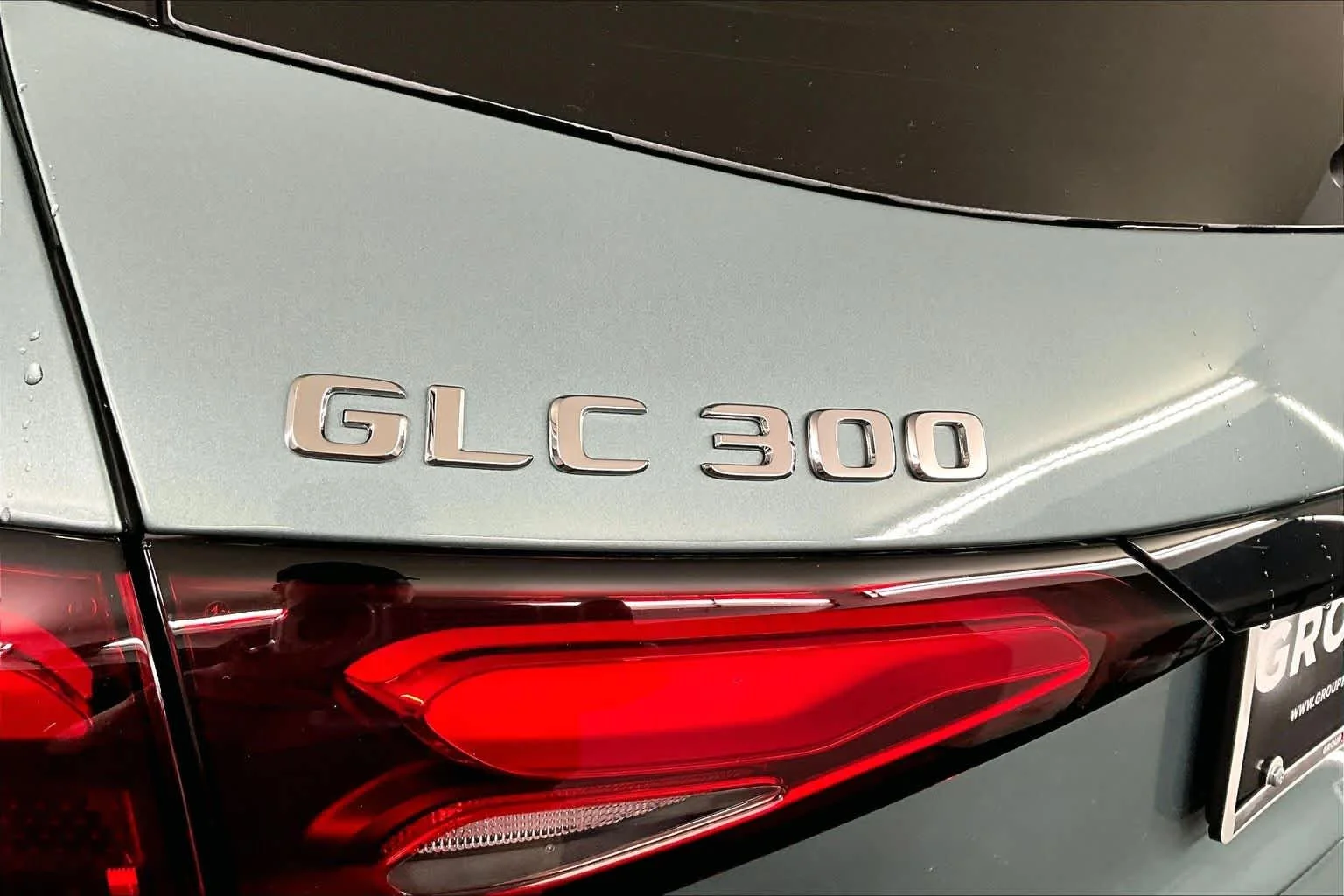 New 2026 Verde Silver Metallic Mercedes-Benz GLC 300 image 7