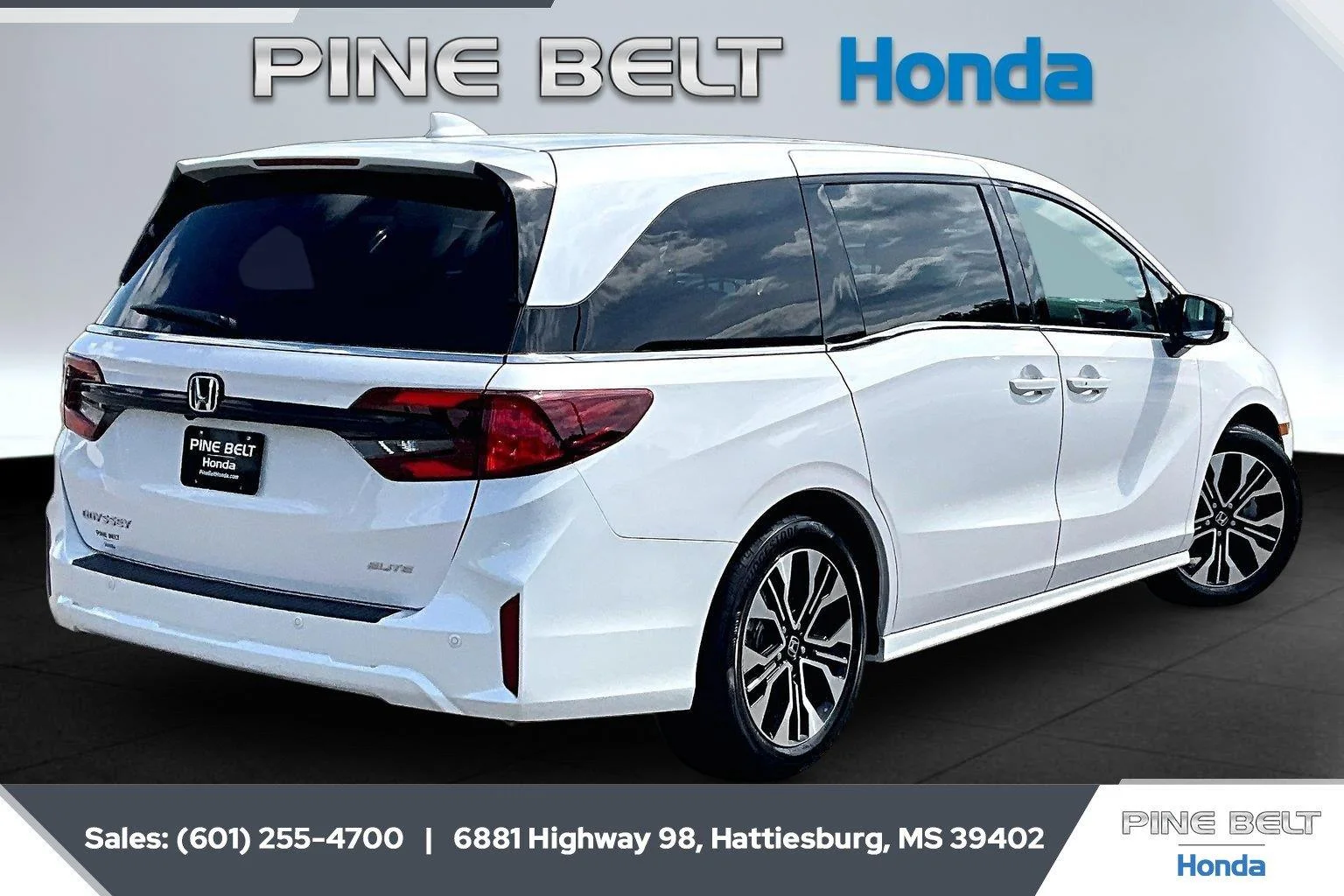 Used 2025 Platinum White Pearl Honda Elite image 11